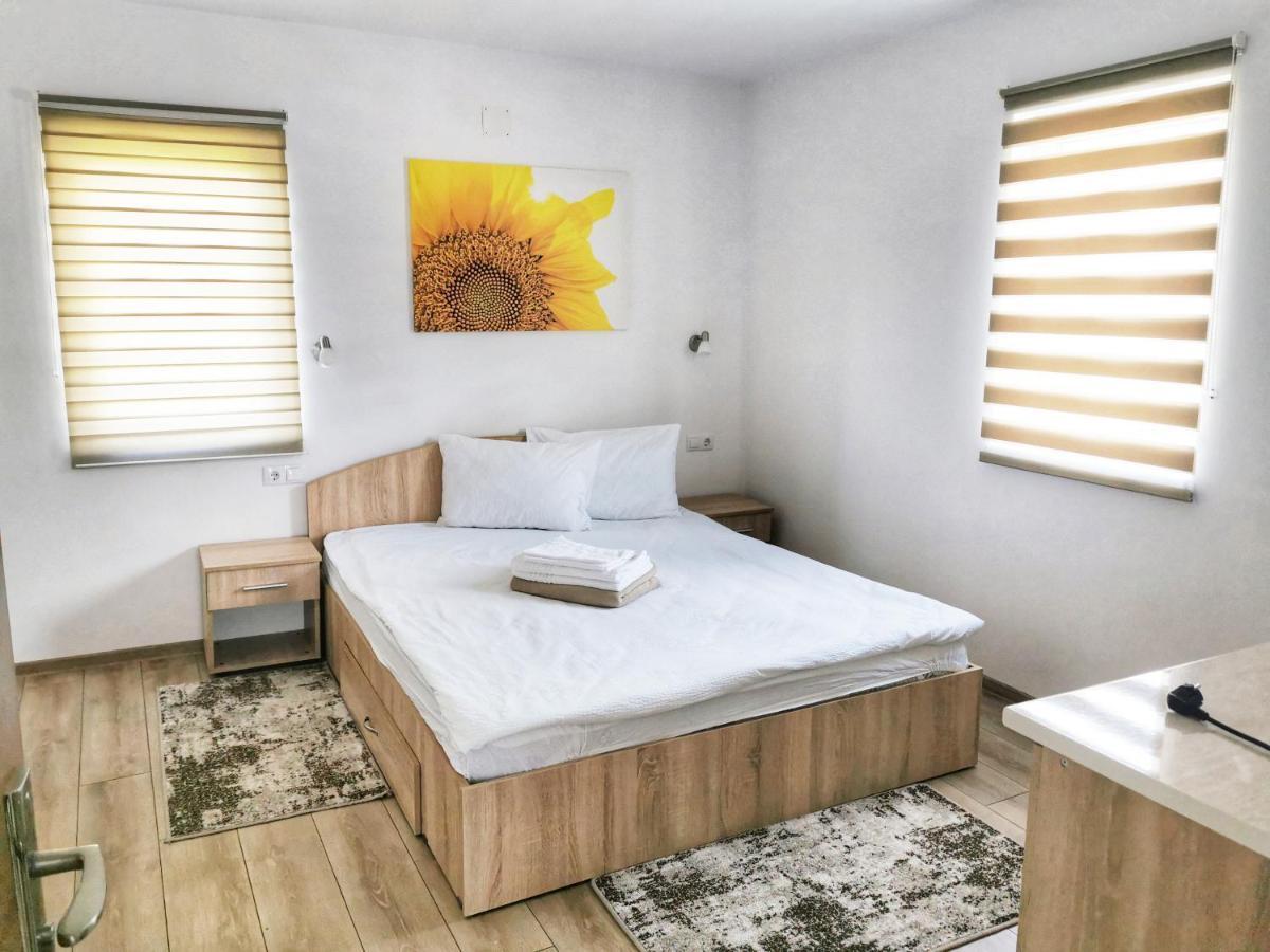 Casa Milla Hotell Sovata Exteriör bild